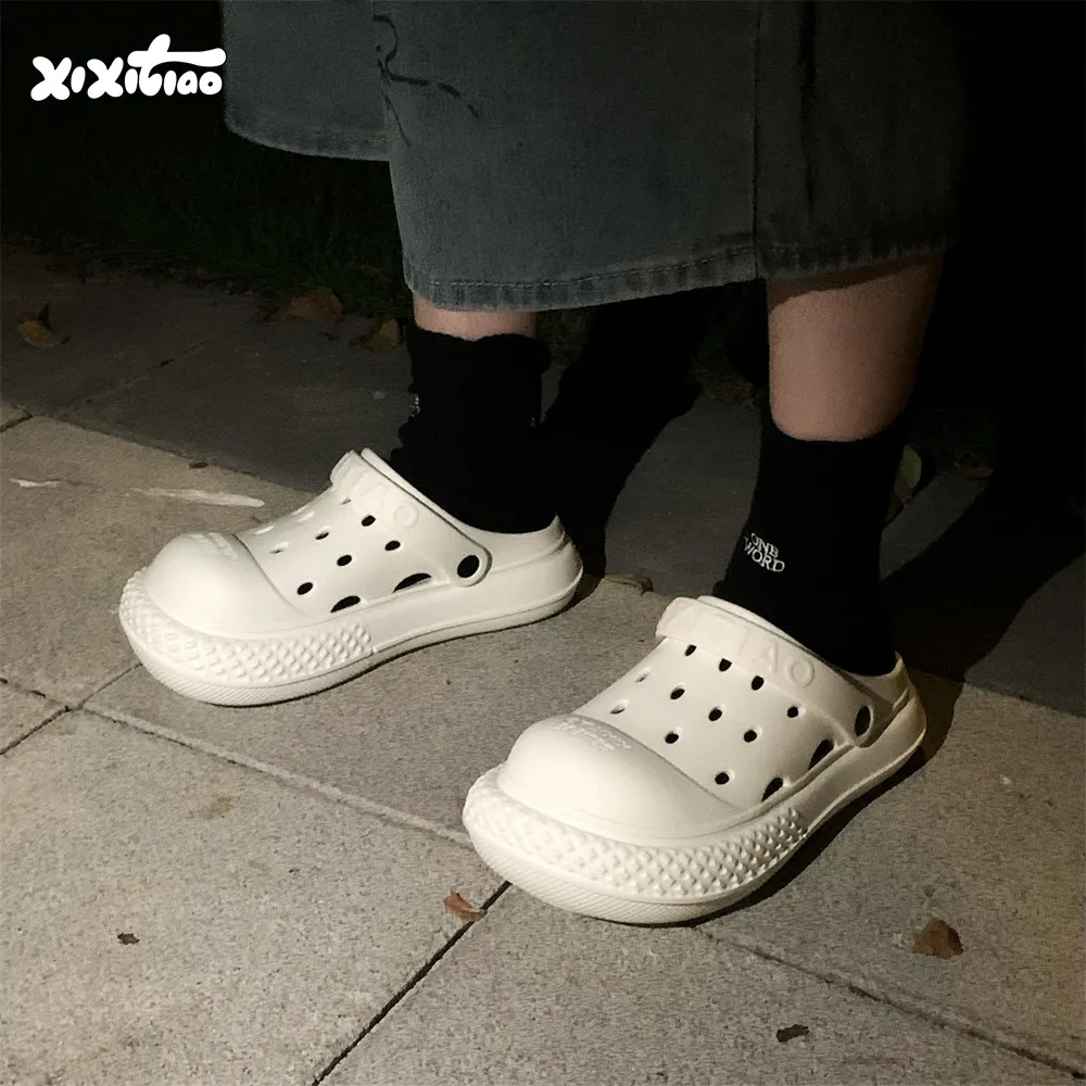 Couples Beach Sandals Creative Big Head Street Style Men's Outdoor Soft Bottom Anti-Slip Hole Hole Shoes Women Summer
Couples Beach Sandals Creative Big Head Street Style Men's Outdoor Soft Bottom Anti-Slip Hole Hole Shoes Women Summer