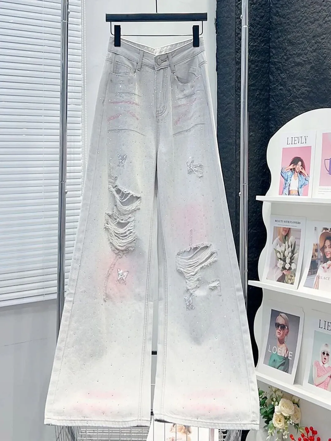 Trendy High Waist Wide Leg Jeans Women's Summer Thin Style Loose Fit Slimming Distressed Long Pants Commute Style Diamond Heat
Trendy High Waist Wide Leg Jeans Women's Summer Thin Style Loose Fit Slimming Distressed Long Pants Commute Style Diamond Heat