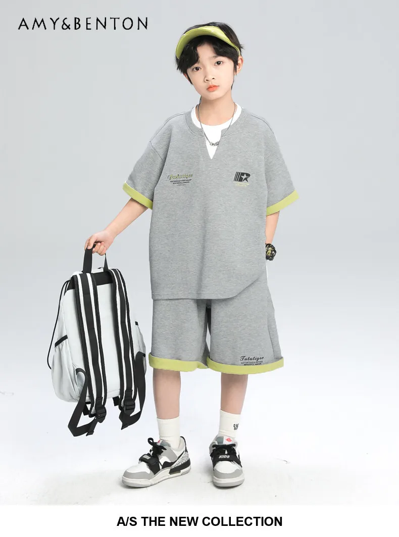 Boys Summer Fashion Versatile Pullover Short Sleeve and Shorts Outfit Set New 2026 Big Boys Loose Breathable Casual 2pcs Sets
Boys Summer Fashion Versatile Pullover Short Sleeve and Shorts Outfit Set New 2026 Big Boys Loose Breathable Casual 2pcs Sets