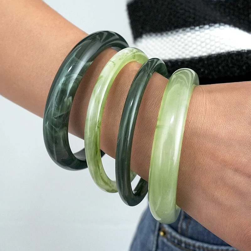 4Pcs/Set Multicolor Round Resin Bracelets For Women Retro Creative Personality Circle Acrylic Bangle Fashion Jewelry
4Pcs/Set Multicolor Round Resin Bracelets For Women Retro Creative Personality Circle Acrylic Bangle Fashion Jewelry