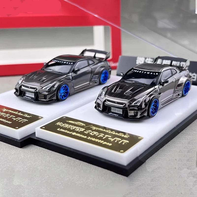MC 1:64 Scale GTR R35 Wide-body LB GT Simulation Alloy Car Model Static Display Collectible Toy Gift Souvenir Decoration
MC 1:64 Scale GTR R35 Wide-body LB GT Simulation Alloy Car Model Static Display Collectible Toy Gift Souvenir Decoration