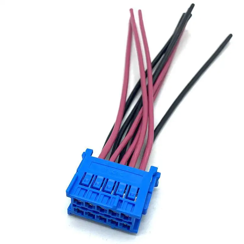 For BMW 3 Series 5 Series E90 E92 Fuel Pump Module Connector
For BMW 3 Series 5 Series E90 E92 Fuel Pump Module Connector