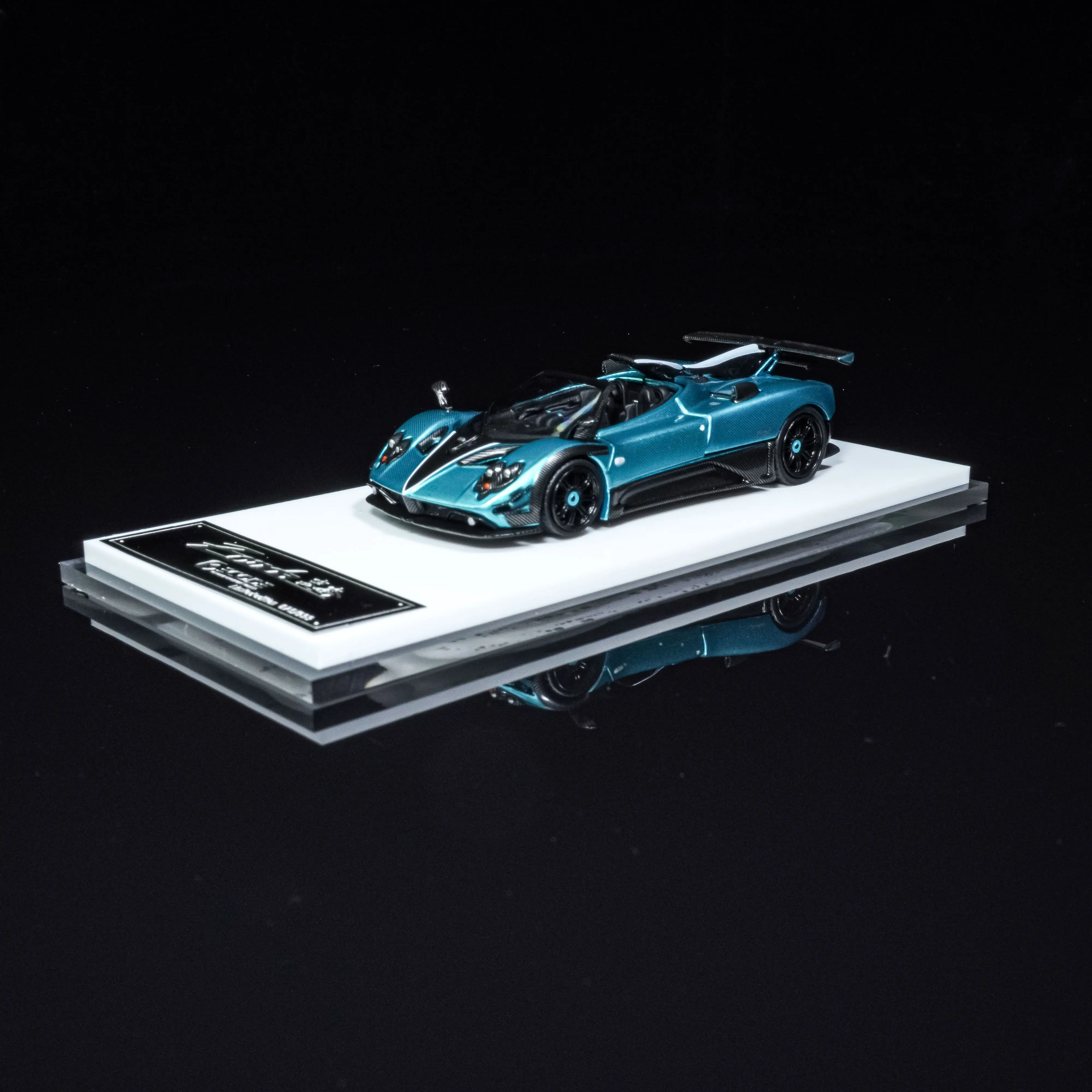 1:64 Simulation Alloy Car Model Ornament Collection
1:64 Simulation Alloy Car Model Ornament Collection