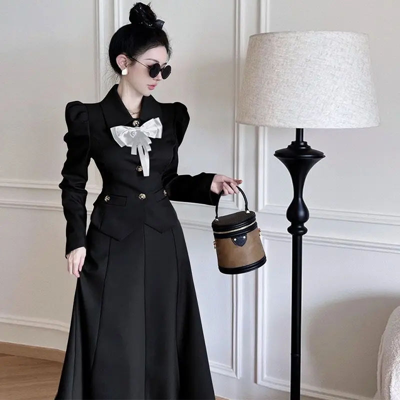Elegant Black Women's Suit Set 2025 Autumn Long Sleeve Blazer & Skirt Two-Piece Office Dress
Elegant Black Women's Suit Set 2025 Autumn Long Sleeve Blazer & Skirt Two-Piece Office Dress