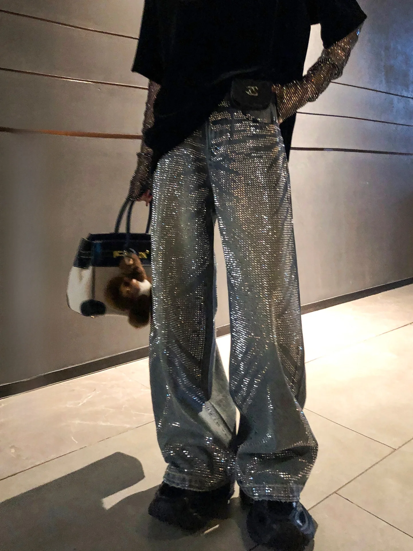 Luxury Design Wide Leg Straight Cut Jeans Women's Street Style Cotton Diamond Padded Long Trousers Retro Vintage Cotton Denim
Luxury Design Wide Leg Straight Cut Jeans Women's Street Style Cotton Diamond Padded Long Trousers Retro Vintage Cotton Denim