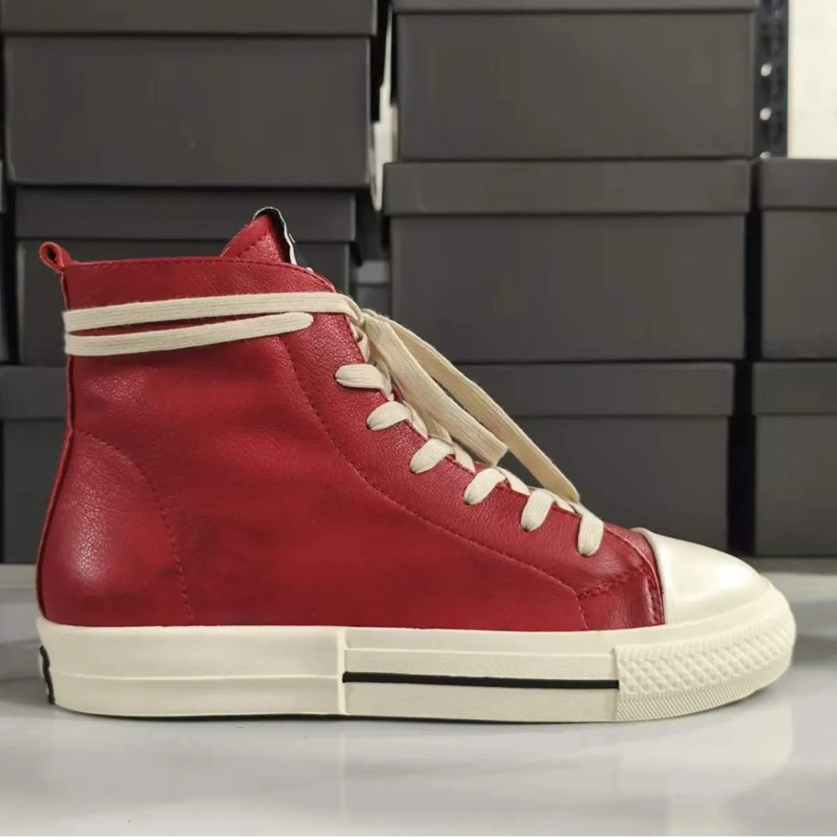 Ro Women's Shoes Leather Sneakers High Top Red Men's Casual Shoes Popular Lace-up Rubber Women's Boots
Ro Women's Shoes Leather Sneakers High Top Red Men's Casual Shoes Popular Lace-up Rubber Women's Boots