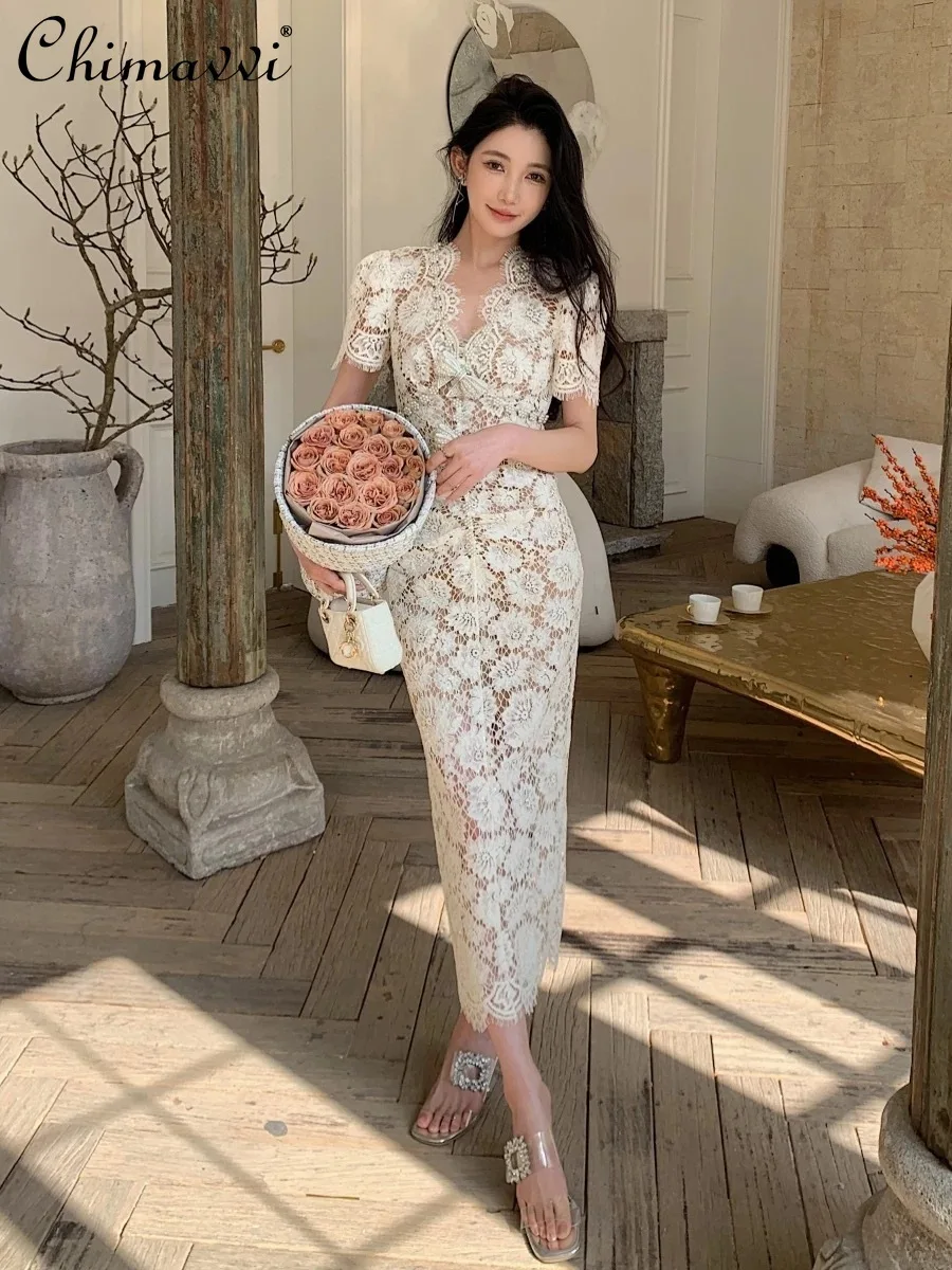 French Elegant Retro Bead Bow High Waist Slim Lace Dress Summer Temperament Luxury Short Sleeves V-neck Long Evening Dress Women
French Elegant Retro Bead Bow High Waist Slim Lace Dress Summer Temperament Luxury Short Sleeves V-neck Long Evening Dress Women