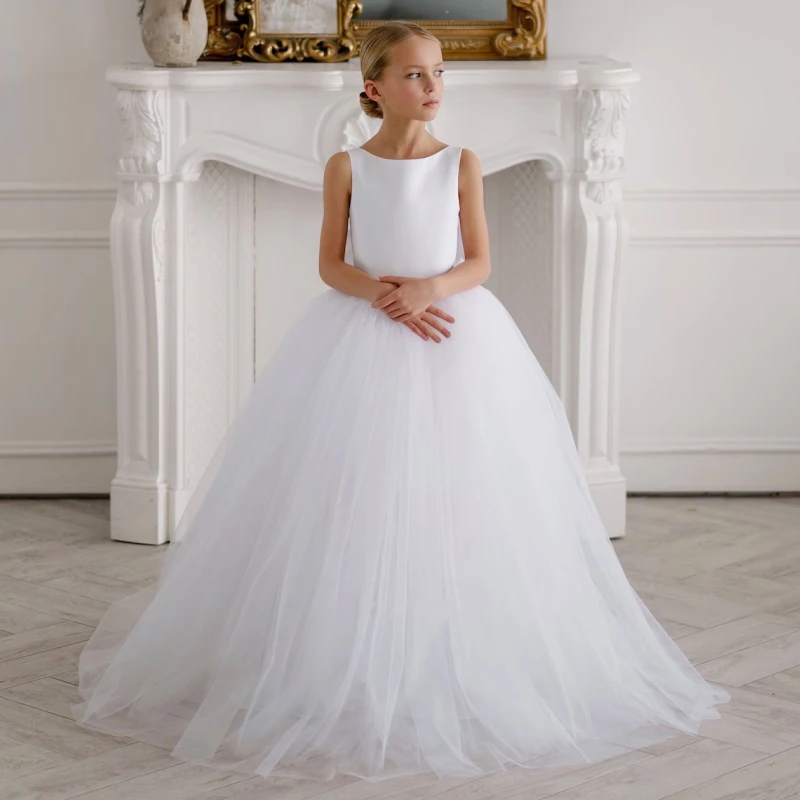 White Flower Girl Dresses Tulle Puffy With Bow Sleeveless For Wedding Party Birthday First Communion Gowns
White Flower Girl Dresses Tulle Puffy With Bow Sleeveless For Wedding Party Birthday First Communion Gowns