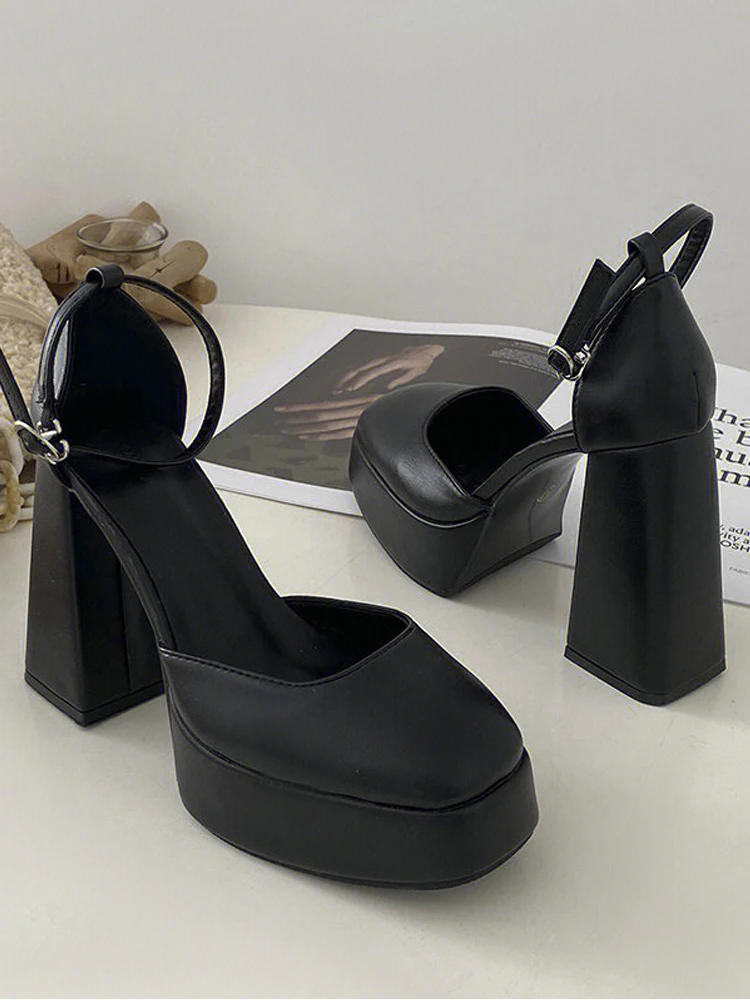 Женские туфли Мэри Джейн на высоком каблуке, черные, водонепроницаемые, на платформе, весна-осень, модные, уличный стиль, ультратонкие
Женские туфли Мэри Джейн на высоком каблуке, черные, водонепроницаемые, на платформе, весна-осень, модные, уличный стиль, ультратонкие