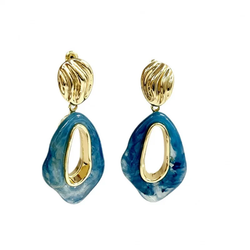 Exaggerated Hollow Geometric Circle Earrings Resin Large Hoop Earrings Luxury Minimalist Women Party Jewelry Gift
Exaggerated Hollow Geometric Circle Earrings Resin Large Hoop Earrings Luxury Minimalist Women Party Jewelry Gift