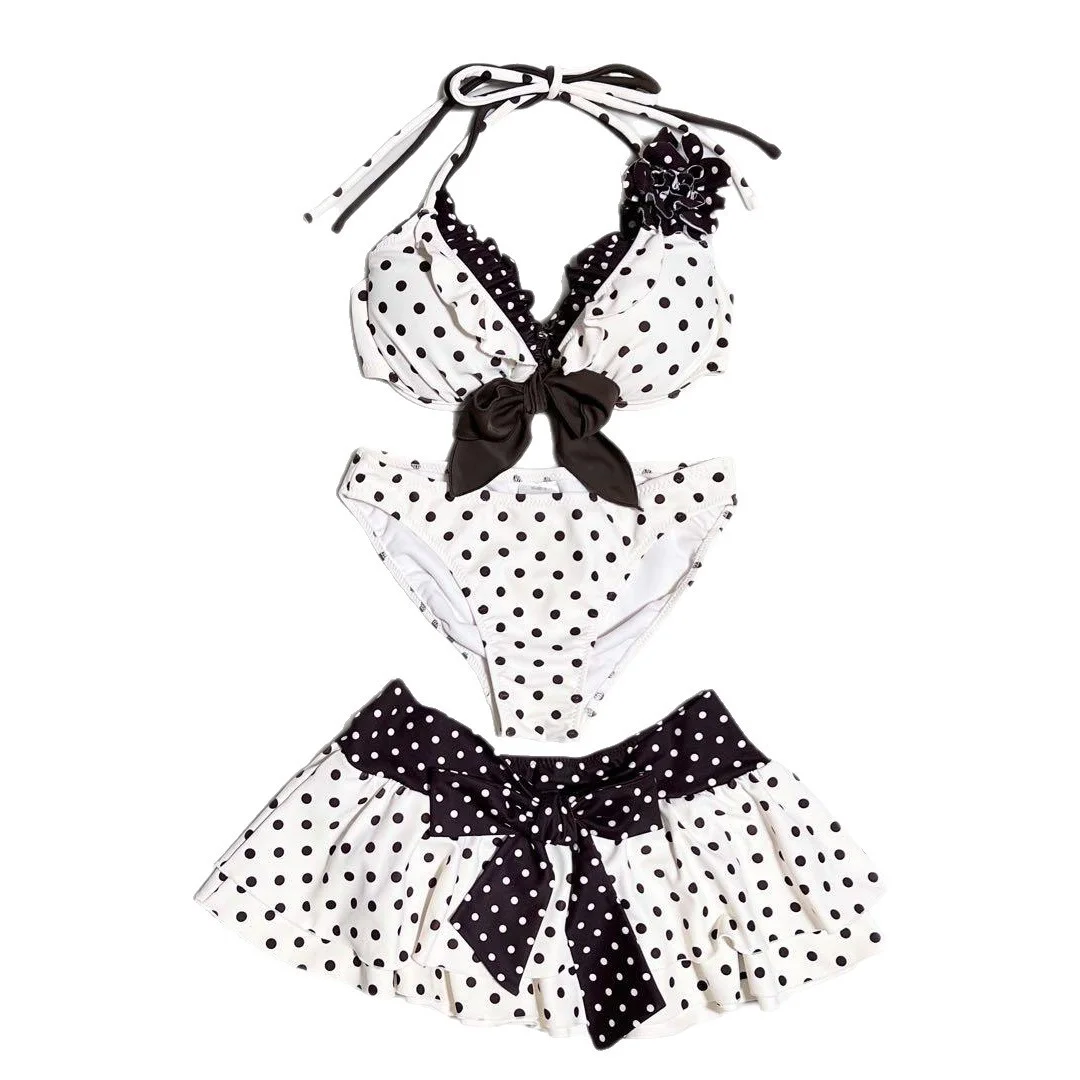 Cross-border European and American INS new cute fashion sexy halter neck bow tie top and skirt three-piece set
Cross-border European and American INS new cute fashion sexy halter neck bow tie top and skirt three-piece set