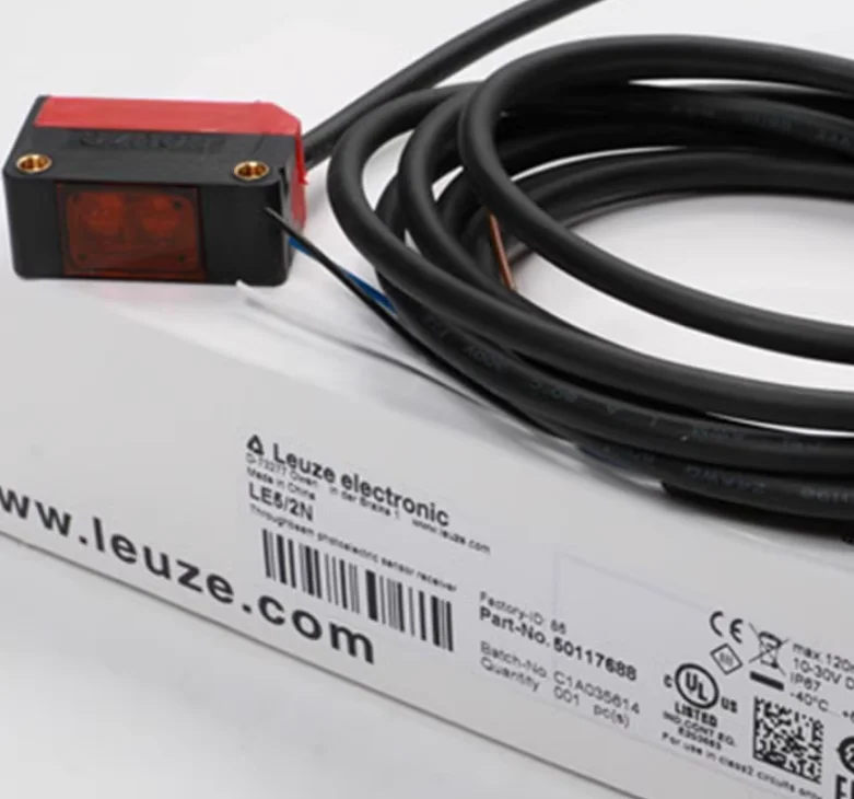 Новый оригинальный фотоэлектрический переключатель LEUZE LE5/2N+LS5/9D LE5/4 LS5 E5/2N LS5/9D LE5/4P LE5/4P+LS5/9D 
Новый оригинальный фотоэлектрический переключатель LEUZE LE5/2N+LS5/9D LE5/4 LS5 E5/2N LS5/9D LE5/4P LE5/4P+LS5/9D