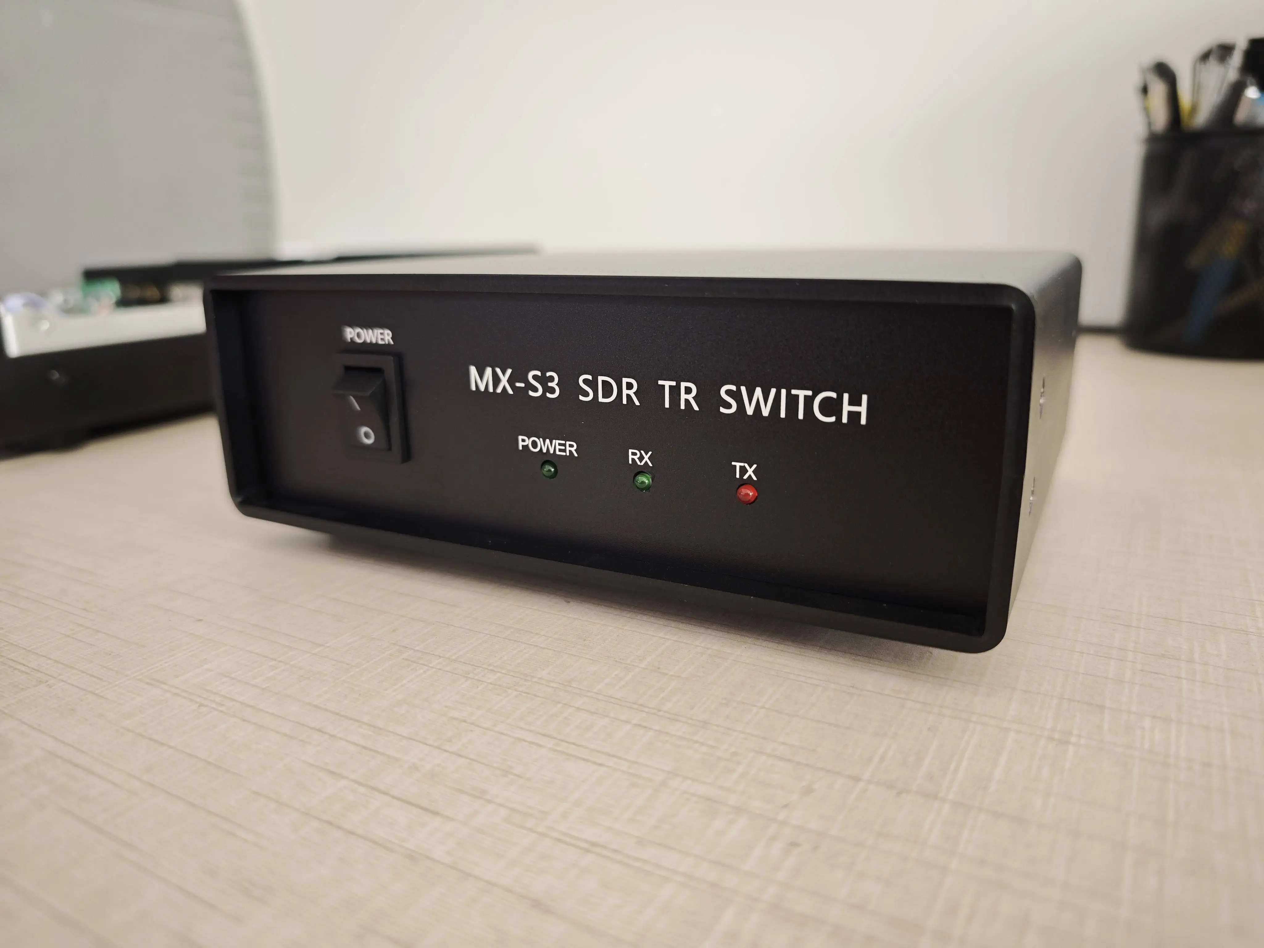 MX-S3 TR-SDR Switch Add SDR Spectrum To FT-818 IC-7100 IC-7300 K3 100W DC-160MHz
MX-S3 TR-SDR Switch Add SDR Spectrum To FT-818 IC-7100 IC-7300 K3 100W DC-160MHz