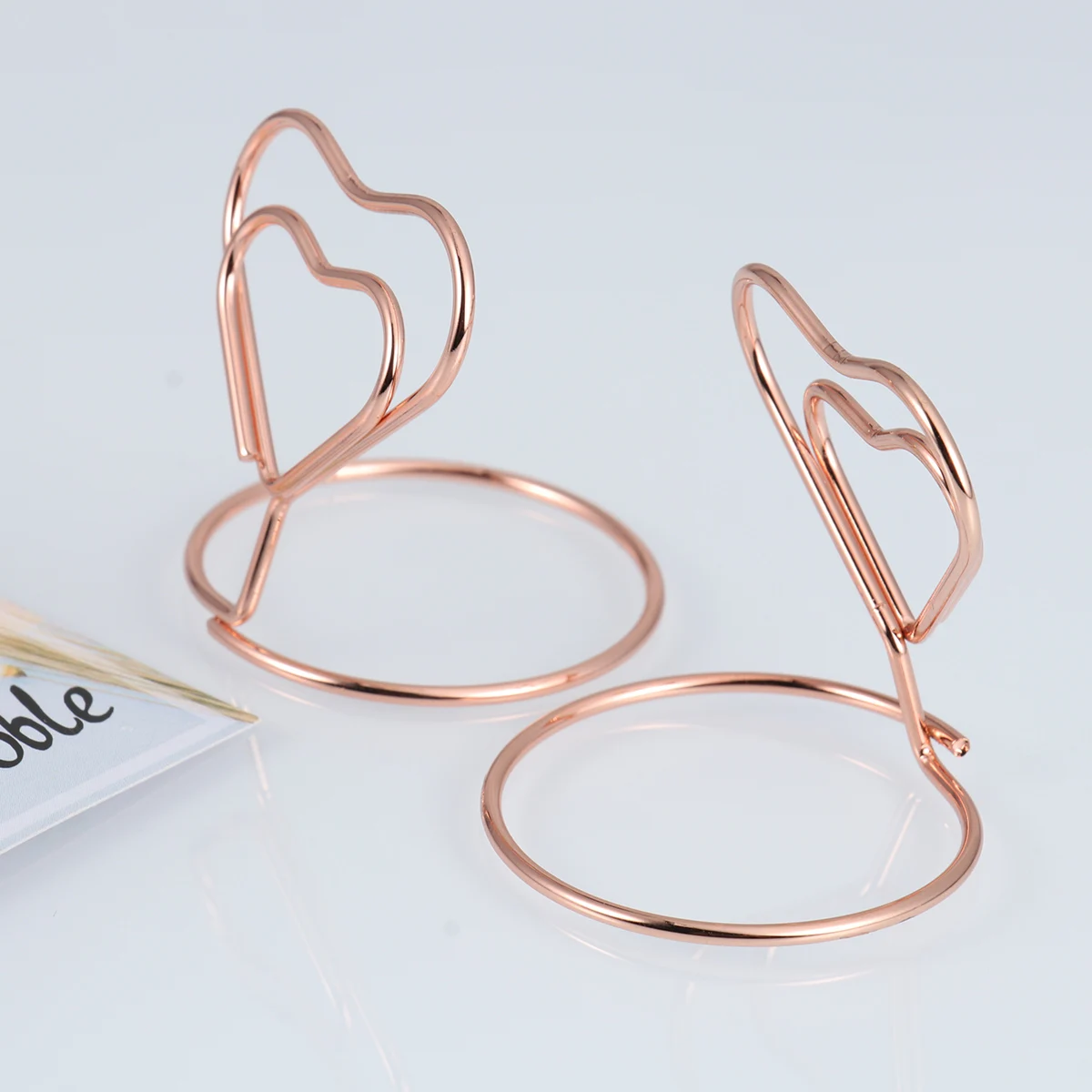 20pcs Business Card Holder Elegant Memo Stand Reusable Wedding Birthday Supplies Table Number Paper Clips Heart Shape Desk
20pcs Business Card Holder Elegant Memo Stand Reusable Wedding Birthday Supplies Table Number Paper Clips Heart Shape Desk