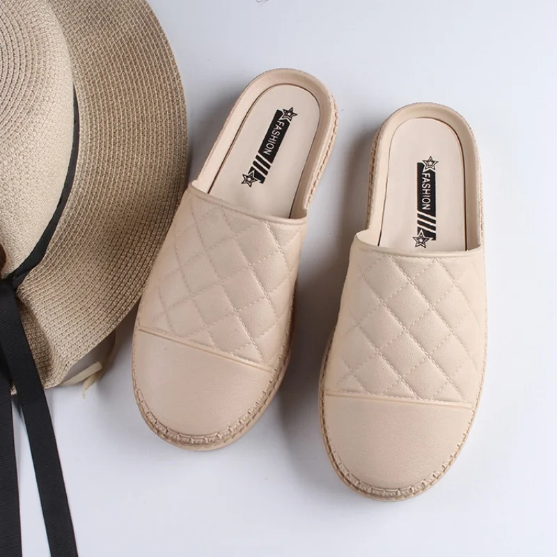 NEW 2025 Women's Slippers Summer Fashion Casual Slippers Comfortable Outdoor Shoes Anti slip Women's Slippers
NEW 2025 Women's Slippers Summer Fashion Casual Slippers Comfortable Outdoor Shoes Anti slip Women's Slippers