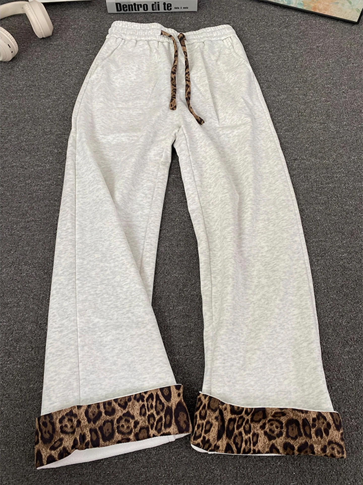 American Sle Leopard Print Patchwork Fce Lined Warm Sweatpants Men Women Winter Lazy Sle Heavy Du Straight Leg Casua...
American Sle Leopard Print Patchwork Fce Lined Warm Sweatpants Men Women Winter Lazy Sle Heavy Du Straight Leg Casua...