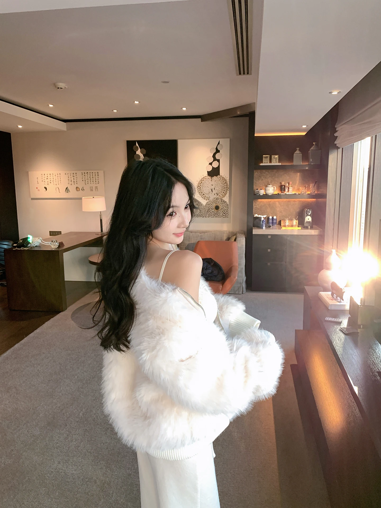 Белое пушистое женское пальто-жакет, утепленное, осенне-зимнее, новое, в стиле Pure Lazy Sweet, с воротником-стойкой, для женщин
Белое пушистое женское пальто-жакет, утепленное, осенне-зимнее, новое, в стиле Pure Lazy Sweet, с воротником-стойкой, для женщин