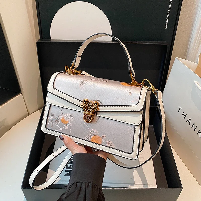 Luxury Handbags Famous Brand Women Bags Designer Lady Small Printing Crossbody Bags Pu Leather Women Shoulder Handbags
Luxury Handbags Famous Brand Women Bags Designer Lady Small Printing Crossbody Bags Pu Leather Women Shoulder Handbags
