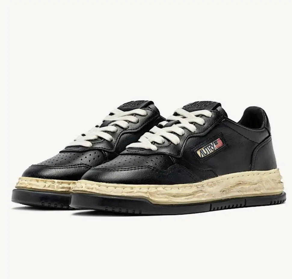 2026 New Sneakers Shoes AUTRY MEDALIST Genuine Leather Breathable Lace up Casual Men Women Retro Running Shoes Board Shoes
2026 New Sneakers Shoes AUTRY MEDALIST Genuine Leather Breathable Lace up Casual Men Women Retro Running Shoes Board Shoes