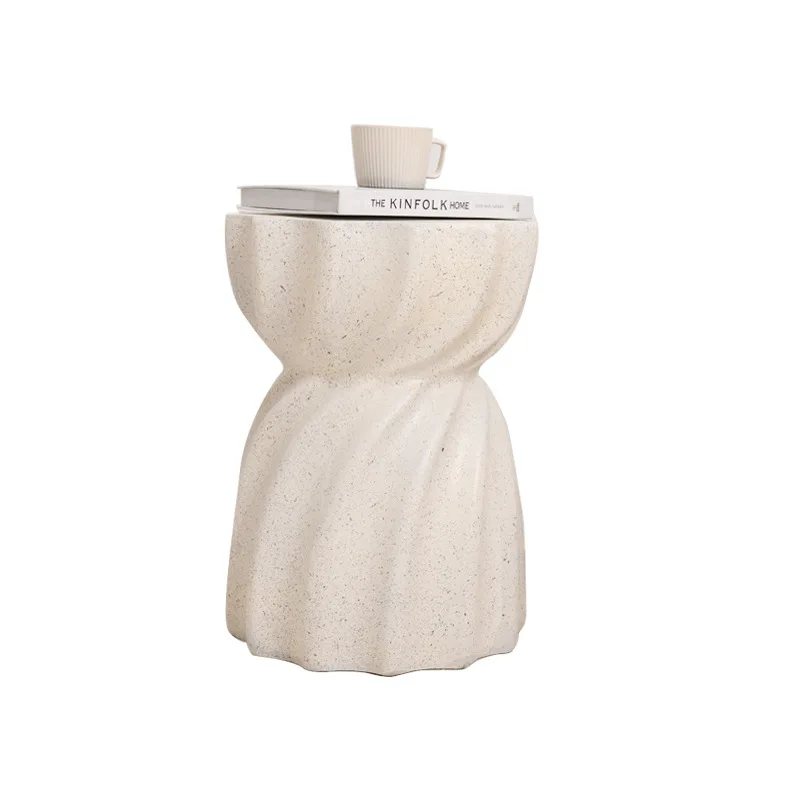 Nordic Designer Homestay Small Round Table Creative Small Coffee Table
Nordic Designer Homestay Small Round Table Creative Small Coffee Table