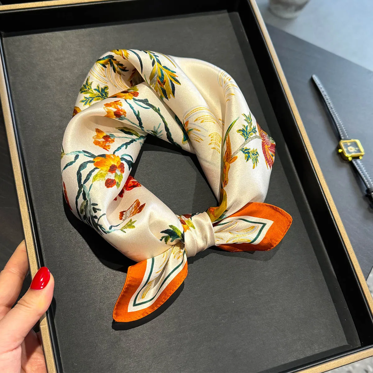 31Colors 100% Mulberry Silk Scarf Foulard Design Head Wraps Fashion Flower Print Silk Scarf Headkerchief Neck Wrap Women 53cm
31Colors 100% Mulberry Silk Scarf Foulard Design Head Wraps Fashion Flower Print Silk Scarf Headkerchief Neck Wrap Women 53cm