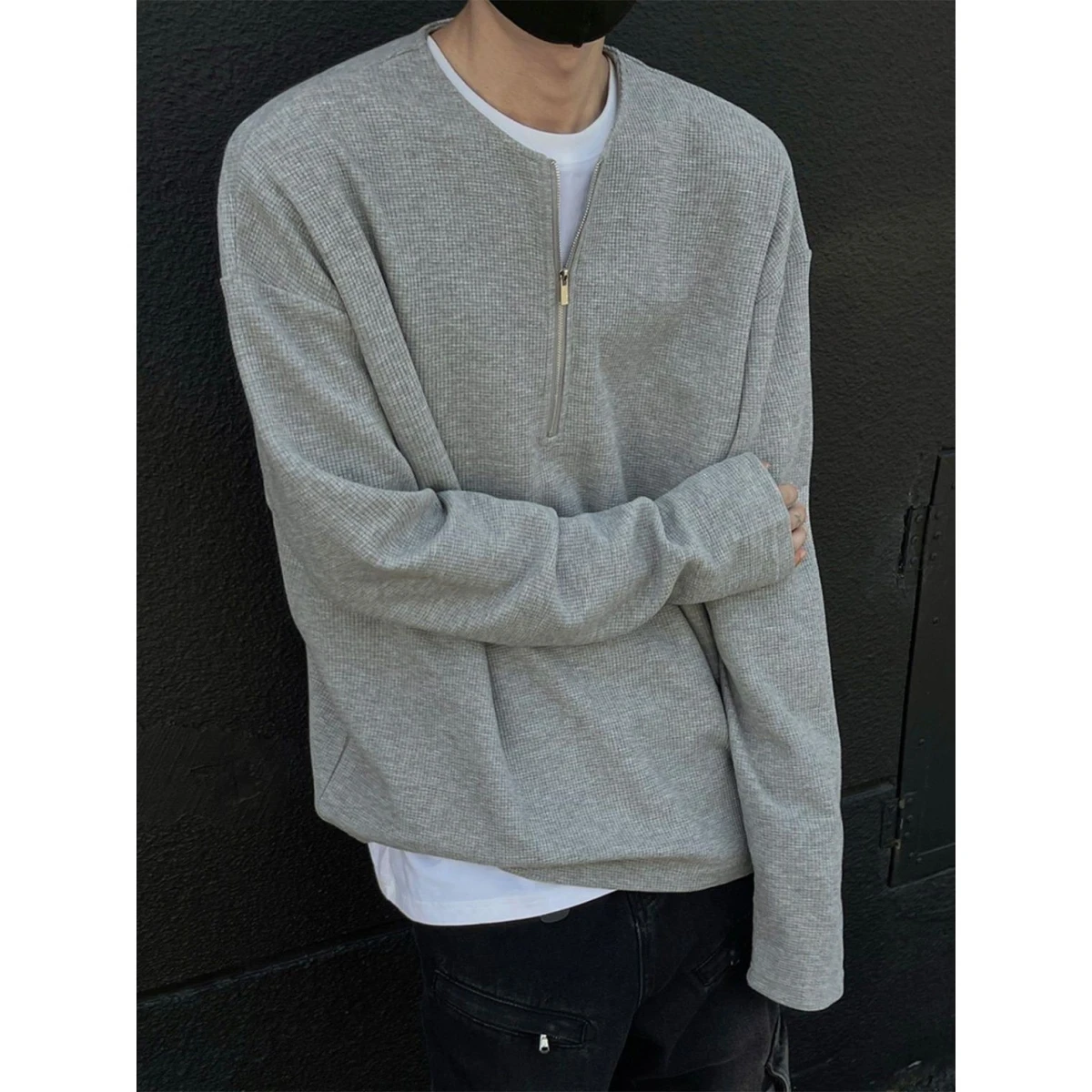 Retro American Autumn Winter Long Sleeve T-Shirt Men's Loose Fit Crew Neck Sweatshirt Base Layer Trendy Polyester Fiber
Retro American Autumn Winter Long Sleeve T-Shirt Men's Loose Fit Crew Neck Sweatshirt Base Layer Trendy Polyester Fiber