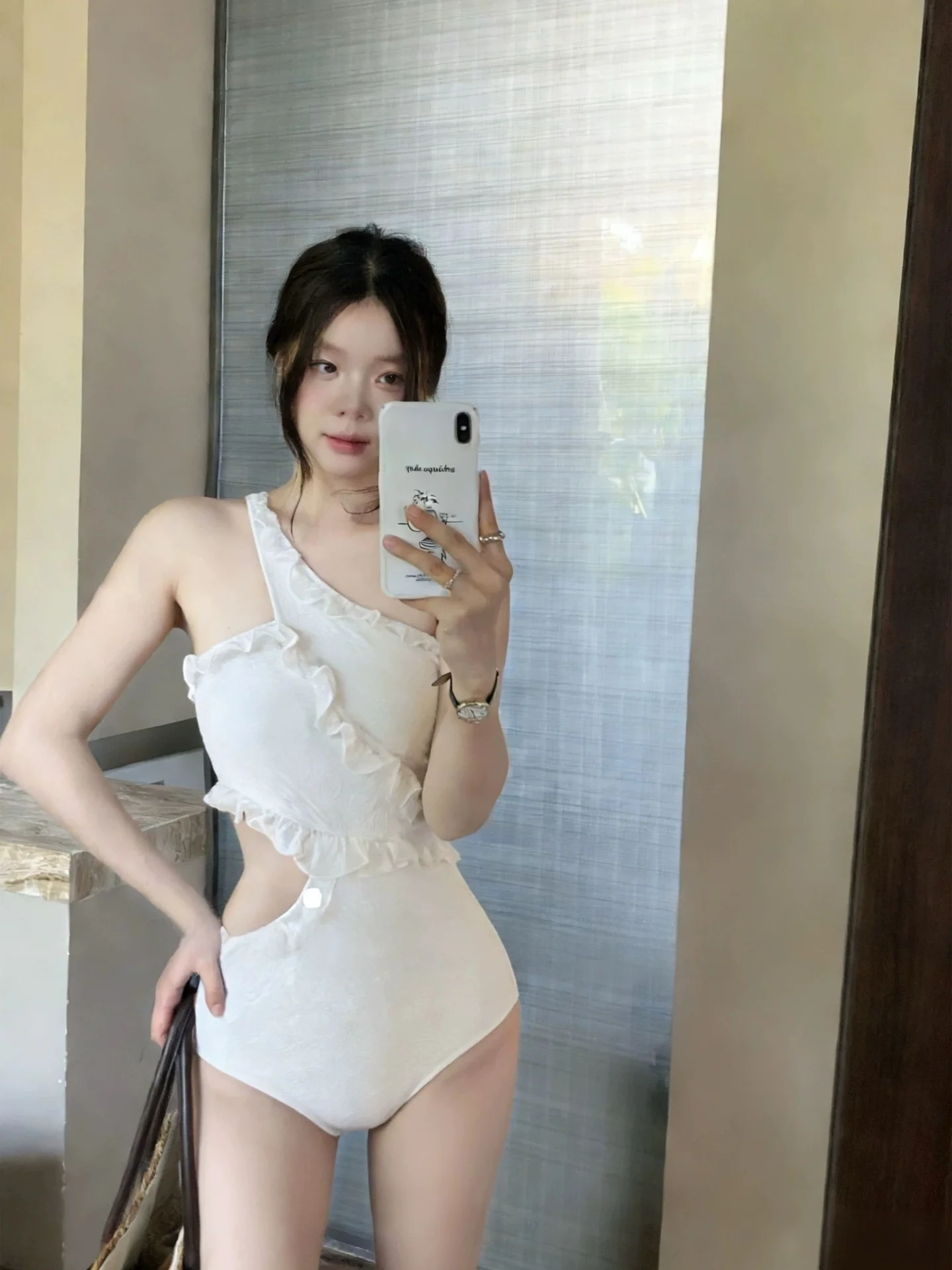 Nai Fu Qian Jin Simple White Sexy Baring Waist High End Single oulder Beach Thermal Slimming Belly Covering Swimsuit
Nai Fu Qian Jin Simple White Sexy Baring Waist High End Single oulder Beach Thermal Slimming Belly Covering Swimsuit