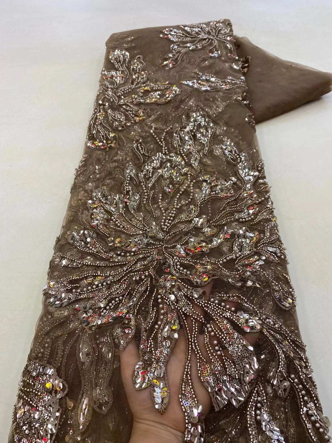 Latest Sequin Beaded Embroidery African Lace Fabric 2023 High Quality Nigerian Wedding Dress French Tulle Lace Fabric 5Y XZ5717
Latest Sequin Beaded Embroidery African Lace Fabric 2023 High Quality Nigerian Wedding Dress French Tulle Lace Fabric 5Y XZ5717