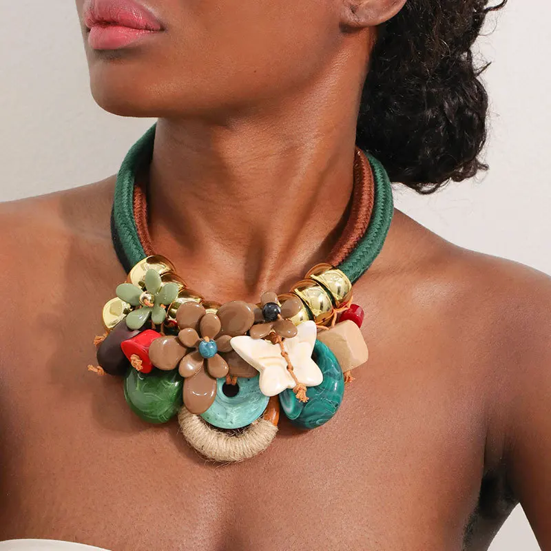 Personality Acrylic Flower Butterfly Necklace For Women Girl Fashion Trend Party Jewelry Accessories Gift,Christmas Decor
Personality Acrylic Flower Butterfly Necklace For Women Girl Fashion Trend Party Jewelry Accessories Gift,Christmas Decor