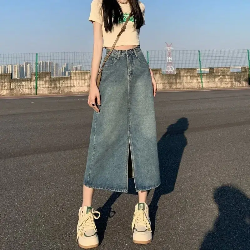Retro Slit Denim Skirt Women Loose Slim High Waist Midi A-Line Skirts Versatile Casual Comfortable PU Material
Retro Slit Denim Skirt Women Loose Slim High Waist Midi A-Line Skirts Versatile Casual Comfortable PU Material