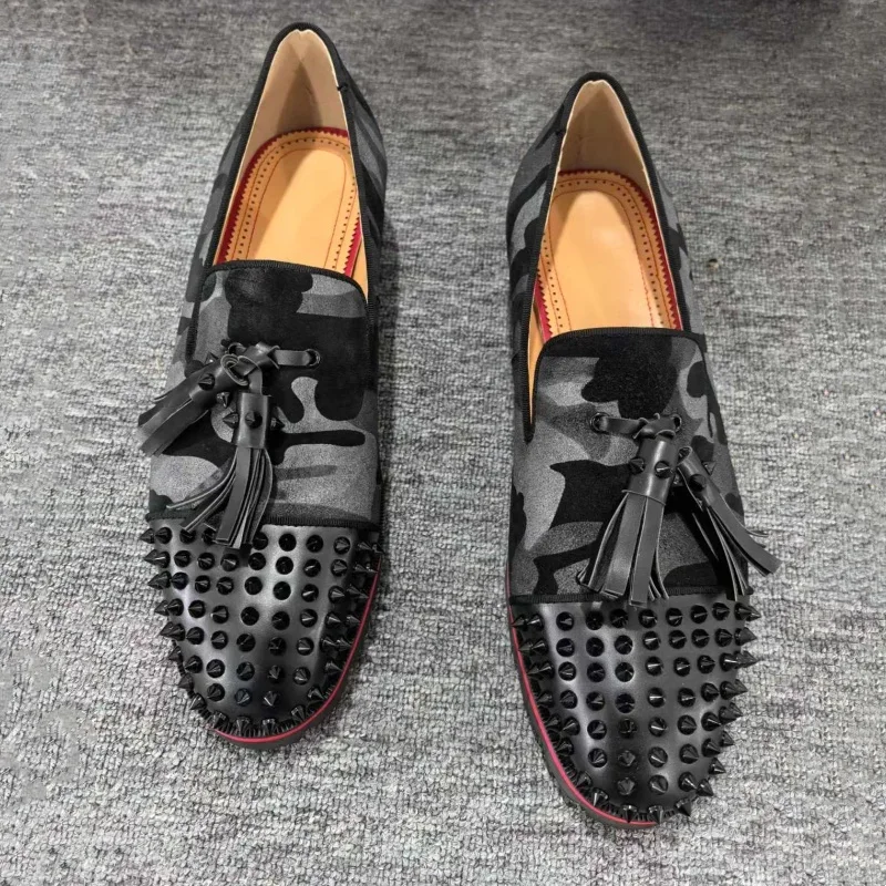 Red Sole Sewing Round Toe Rivet Loafers Slip-On Tassel Casual Shoes for Men Spring Black Studs Fringe Flat Shoes Brand Designer
Red Sole Sewing Round Toe Rivet Loafers Slip-On Tassel Casual Shoes for Men Spring Black Studs Fringe Flat Shoes Brand Designer