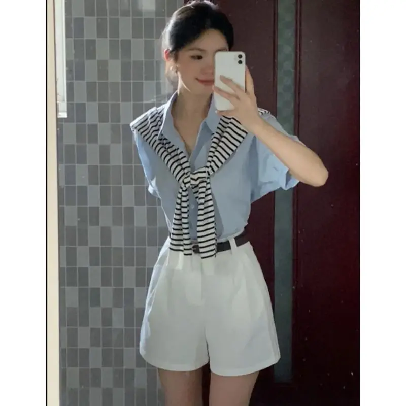 Korean Preppy Three Pieces Set Short Sleeve Shirt with Striped Cape High-waisted Slim Wide Leg Shorts Summer Office Lady Outfits
Korean Preppy Three Pieces Set Short Sleeve Shirt with Striped Cape High-waisted Slim Wide Leg Shorts Summer Office Lady Outfits
