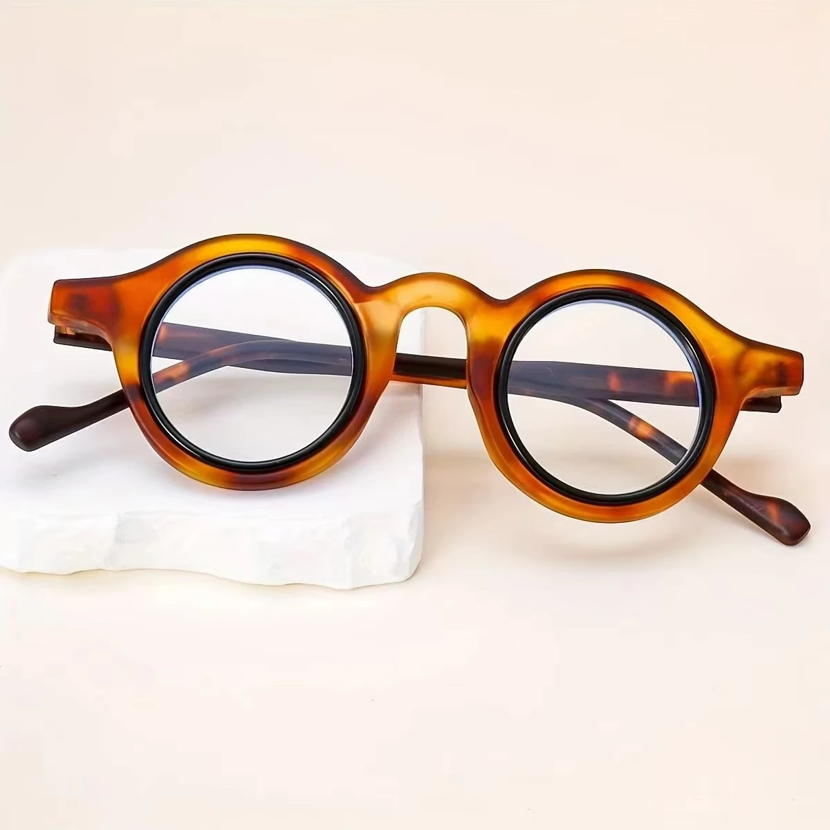 KLASSNUM Vintage Small Round Anti-blue Glasses Women Men Luxury Brand Designer Black Optical Frame Clear Lens HD Reading Glasses
KLASSNUM Vintage Small Round Anti-blue Glasses Women Men Luxury Brand Designer Black Optical Frame Clear Lens HD Reading Glasses