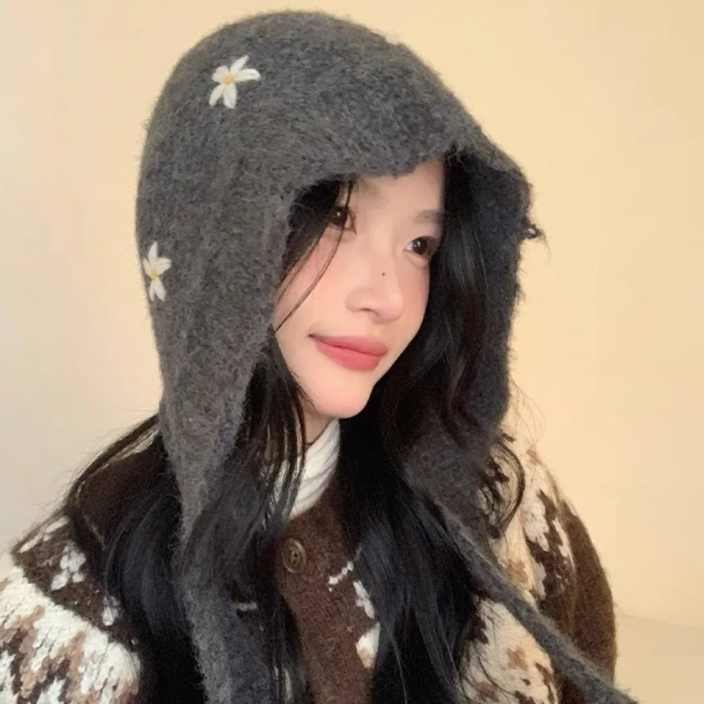Cute Sweet Knitted Balaclava Hat Woolen Embroidered Flowers Neck Collar Beanies Cap Coldproof Polyester Pullover Cap Girls
Cute Sweet Knitted Balaclava Hat Woolen Embroidered Flowers Neck Collar Beanies Cap Coldproof Polyester Pullover Cap Girls