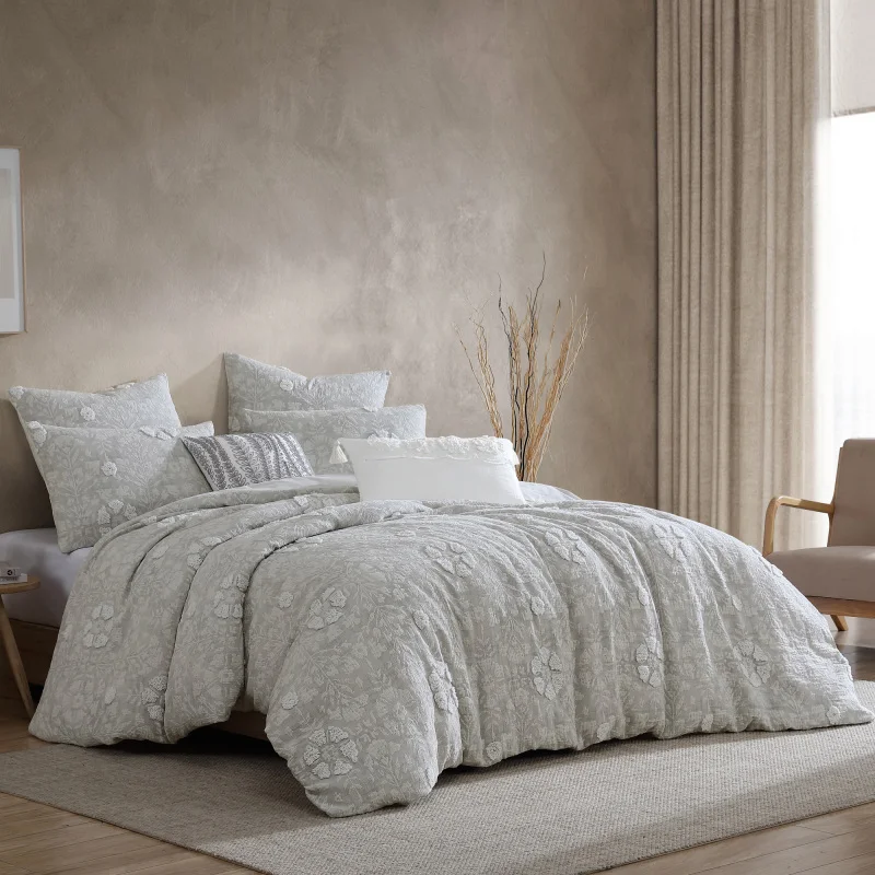 Tacey 5 pc Queen Comforter Set
Tacey 5 pc Queen Comforter Set