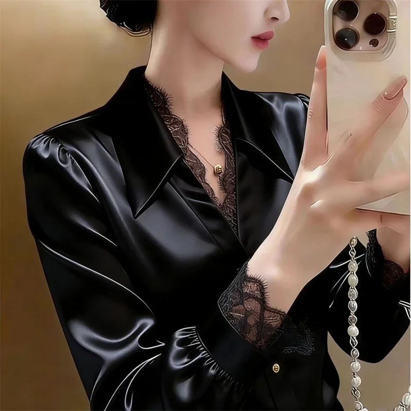 Women's Shirt Fashion Luxury Lace Stitching Fake Two-piece Satin Shirt Women's Spring and Summer Loose Long-sleeved Design Top
Women's Shirt Fashion Luxury Lace Stitching Fake Two-piece Satin Shirt Women's Spring and Summer Loose Long-sleeved Design Top