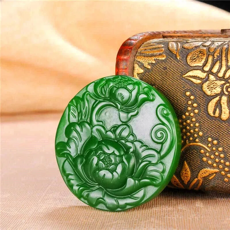 Natural Green Hand Carved Lotus Jade Pendant Fashion Boutique Jewelry Blooming Rich Men's and Women's Necklace Gift Accessories
Natural Green Hand Carved Lotus Jade Pendant Fashion Boutique Jewelry Blooming Rich Men's and Women's Necklace Gift Accessories