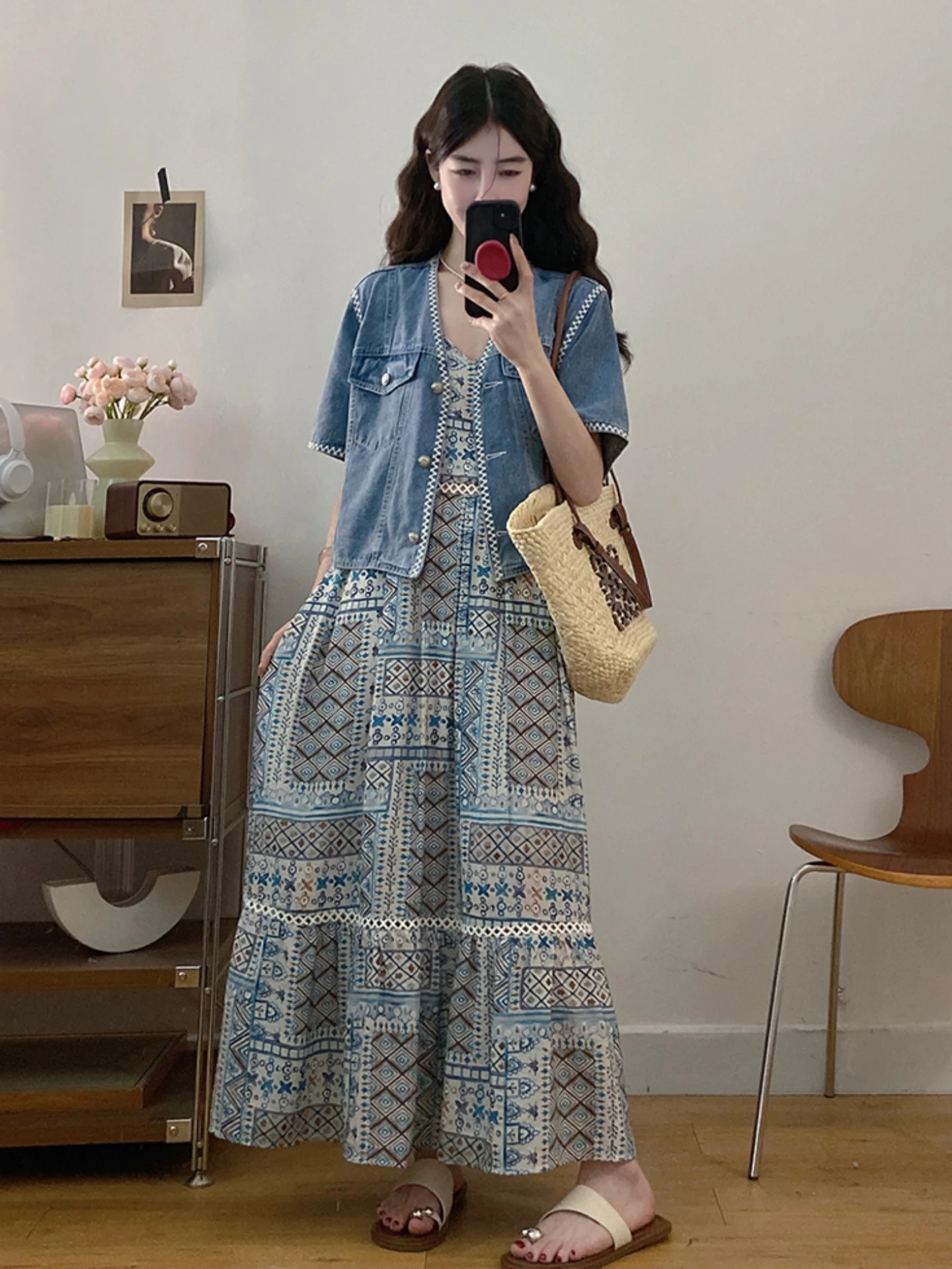 Summer Fashion plus Size Women's Dress Shirt Set V-Neck Short Sleeve Breathable Polyester Vacation Style Two-Piece Outfit
Summer Fashion plus Size Women's Dress Shirt Set V-Neck Short Sleeve Breathable Polyester Vacation Style Two-Piece Outfit