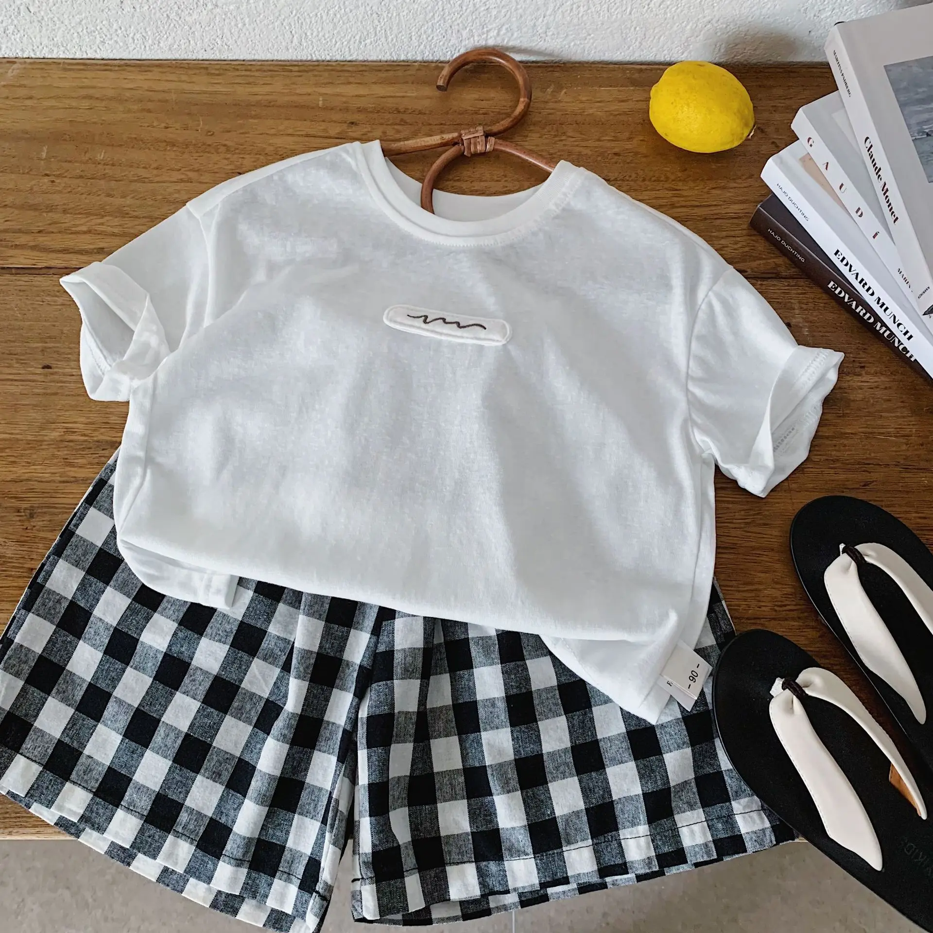 Summer Baby Girls Boys Cotton White O-Neck Short Sleeve T-Shirt+Plaid Shorts Set Kid 2PCS Tracksuit Child Casual Outfit 1-10 Yr
Summer Baby Girls Boys Cotton White O-Neck Short Sleeve T-Shirt+Plaid Shorts Set Kid 2PCS Tracksuit Child Casual Outfit 1-10 Yr