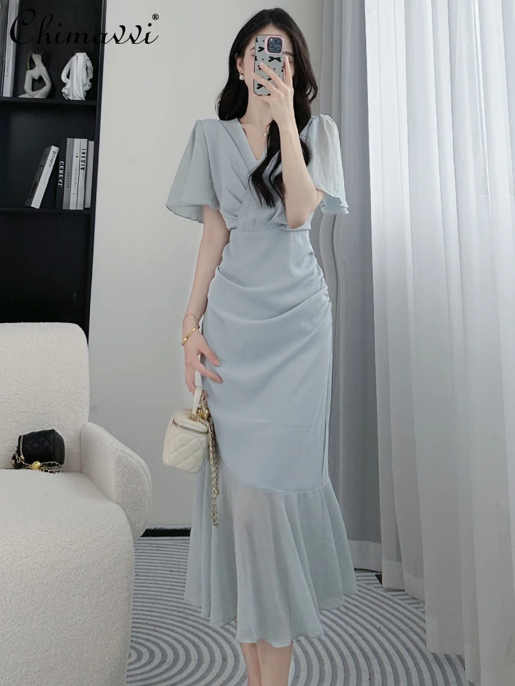 French Elegant Fashion V-neck Short Sleeve Pleated High Waist Slim Fit Dress Women Summer Gentle Solid Color Fishtail Long Dress
French Elegant Fashion V-neck Short Sleeve Pleated High Waist Slim Fit Dress Women Summer Gentle Solid Color Fishtail Long Dress
