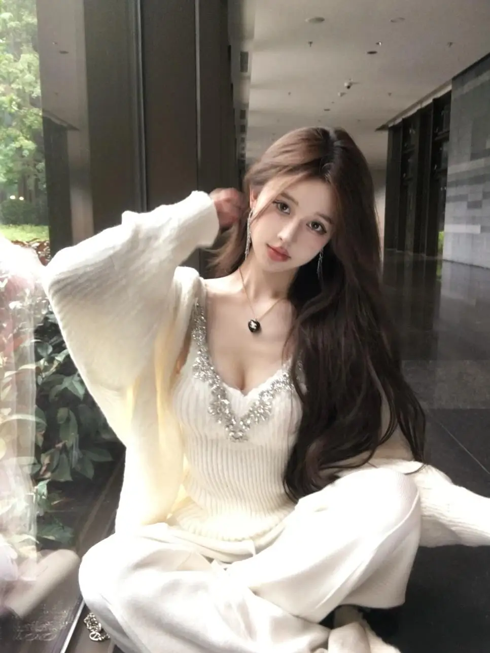 Pure Desire Spicy Girl V-Ne Топ без рукавов Женский осенне-зимний вязаный открытый кардиган Свитер с ромбовидными ремешками Жилет с двумя пиртами...
Pure Desire Spicy Girl V-Ne Топ без рукавов Женский осенне-зимний вязаный открытый кардиган Свитер с ромбовидными ремешками Жилет с двумя пиртами...