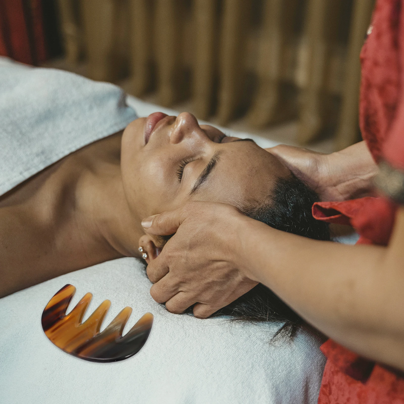 Wide Tooth Ox Horn Hair Comb Thin Five-Tooth Design Relaxing Scalp Massage Comb Stop Hair Loss Stimulate Circulation Dandruff
Wide Tooth Ox Horn Hair Comb Thin Five-Tooth Design Relaxing Scalp Massage Comb Stop Hair Loss Stimulate Circulation Dandruff