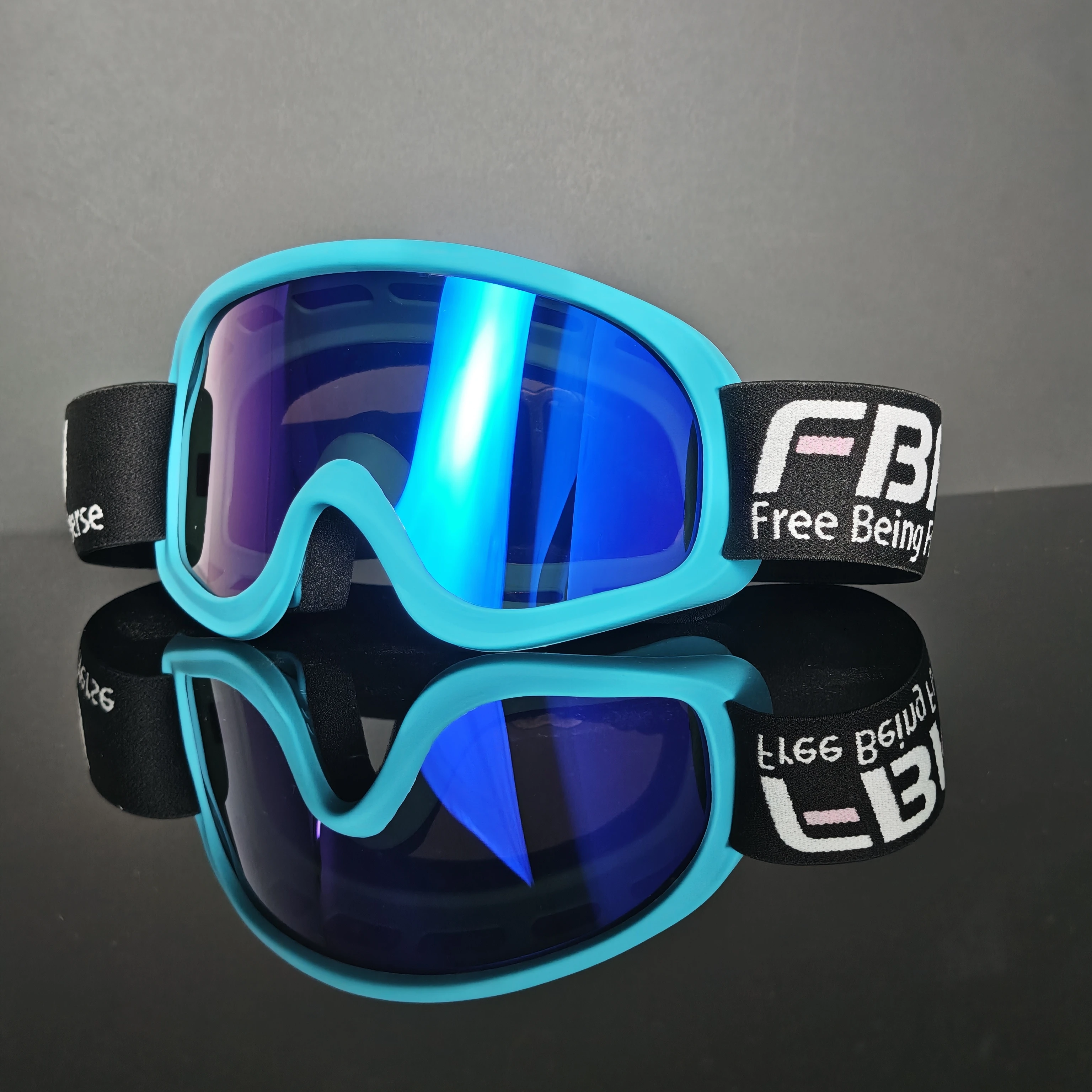 Спортивные очки для велоспорта и активного отдыха (HD), ветрозащитные, пылезащитные, дышащие, для мужчин и женщин, для ATV, BMX и других видов спорта на открытом воздухе
Спортивные очки для велоспорта и активного отдыха (HD), ветрозащитные, пылезащитные, дышащие, для мужчин и женщин, для ATV, BMX и других видов спорта на открытом воздухе