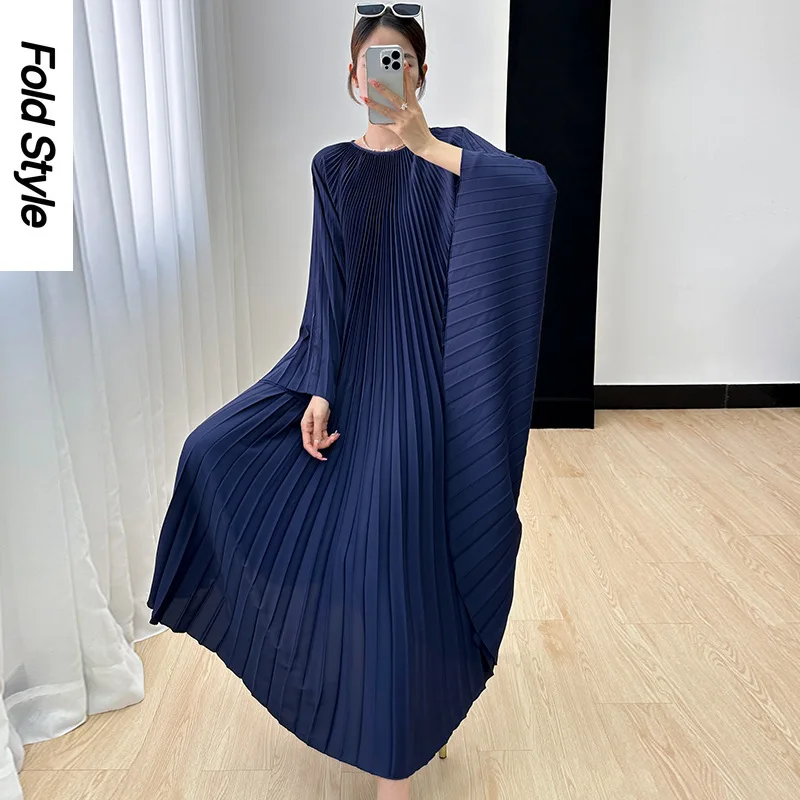 Miyake Women's Dress Spring/Summer Thin Loose Oversized Masquerade Slim Mid Length Dress High Grade Retro Pleated Skirt
Miyake Women's Dress Spring/Summer Thin Loose Oversized Masquerade Slim Mid Length Dress High Grade Retro Pleated Skirt