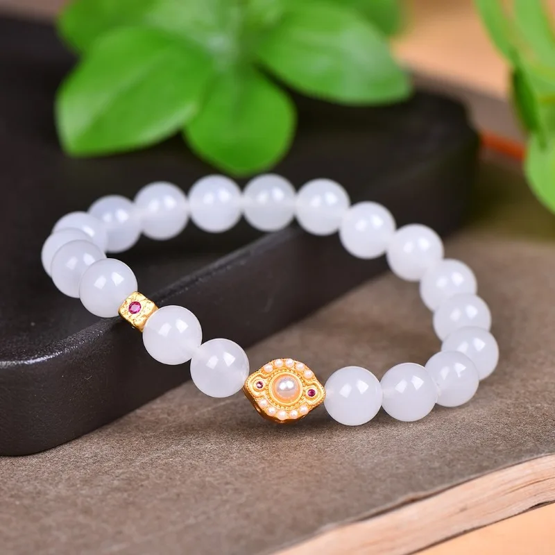 Natural Exquisite Gold Silk Jade Fashion Bracelet, Fashionable Versatile Ethnic Style Bracelet.
Natural Exquisite Gold Silk Jade Fashion Bracelet, Fashionable Versatile Ethnic Style Bracelet.