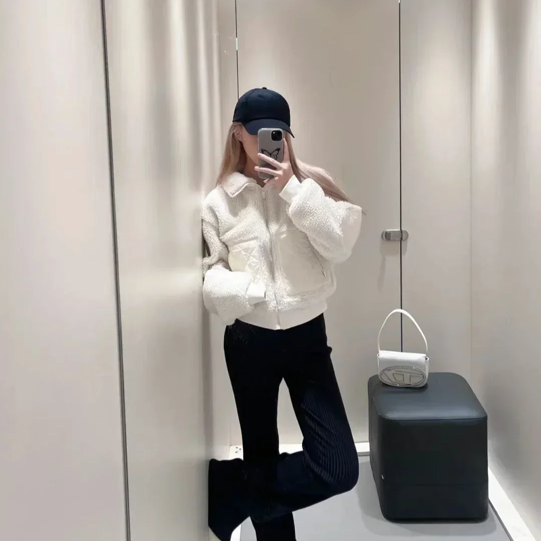 al Winter New Men's and Women's Coats Splicing Rhombus Pocket Lamb Wool Thickened Windproof Warm Coat Solid Color Casual Jacket
al Winter New Men's and Women's Coats Splicing Rhombus Pocket Lamb Wool Thickened Windproof Warm Coat Solid Color Casual Jacket