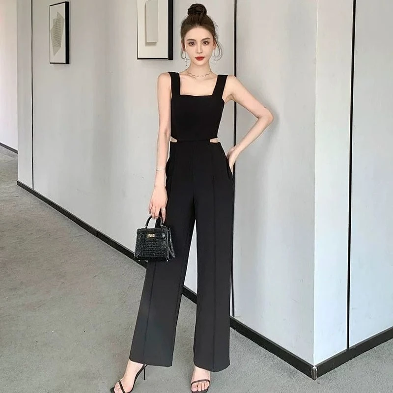 Women's Summer Fashion Jumpsuit Hollow Out Crop Strap Design High Waist Wide Leg Long Pants Suspender One Piece Romper
Women's Summer Fashion Jumpsuit Hollow Out Crop Strap Design High Waist Wide Leg Long Pants Suspender One Piece Romper