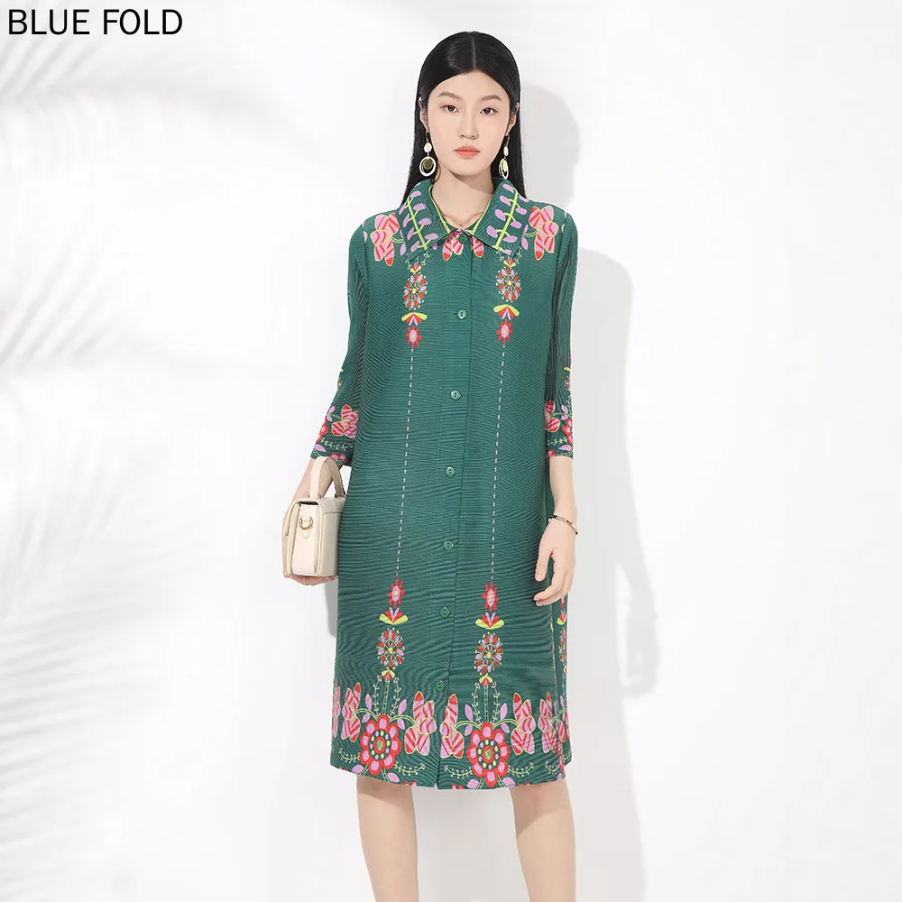 Pleated Printed Cardigan Dress Simple and Elegant Loose Stand-up Collar Single-row Buttons Stretchy Midi Dress MIYAKE PLEATS
Pleated Printed Cardigan Dress Simple and Elegant Loose Stand-up Collar Single-row Buttons Stretchy Midi Dress MIYAKE PLEATS