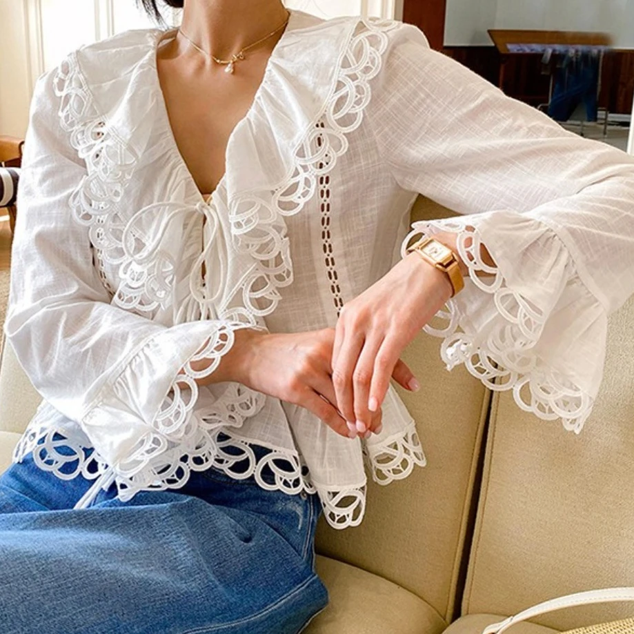 Элегантные кружевные блузки с v-образным вырезом и оборками, рубашки, женские вечерние хлопковые блузки на шнуровке с длинными рукавами в стиле бохо, осенний укороченный женский топ
Элегантные кружевные блузки с v-образным вырезом и оборками, рубашки, женские вечерние хлопковые блузки на шнуровке с длинными рукавами в стиле бохо, осенний укороченный женский топ
