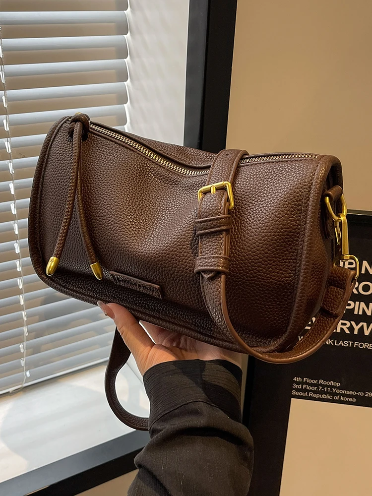 New Trendy Large Capacity Shoulder Bag Vintage PU Leather Women's Pillow Bags Fashion All Match Lady Commute Handbags
New Trendy Large Capacity Shoulder Bag Vintage PU Leather Women's Pillow Bags Fashion All Match Lady Commute Handbags
